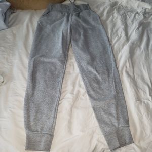 Gray sweat pants Size M with two front pockets with drawstrings